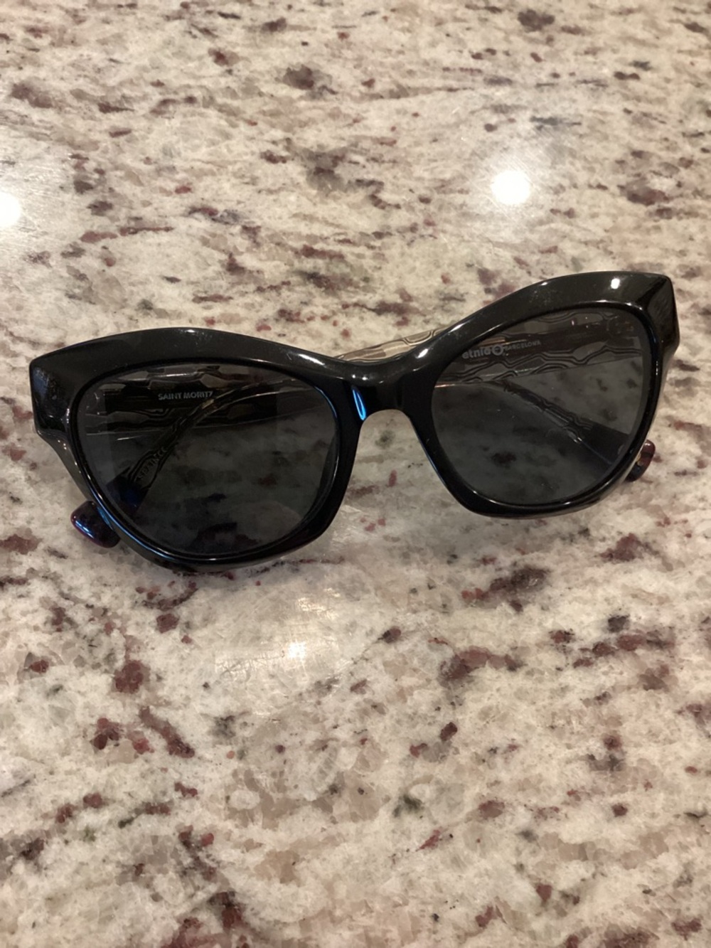 Black Cat-Eye Women's Sunglasses - Unbranded